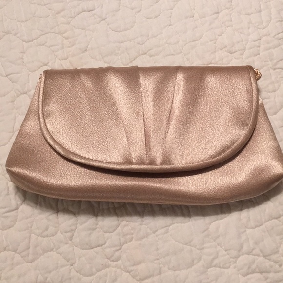 La Regale Handbags - Gold Crossbody Purse